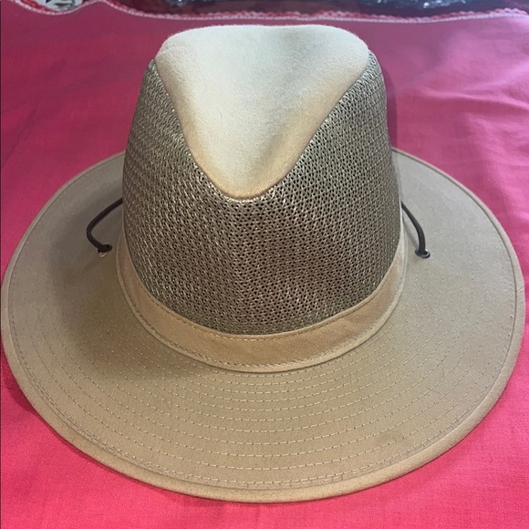 HENSCHEL HAT CO Other - HENSCHEL HAT CO Safari hat with Mesh Crown. Large
